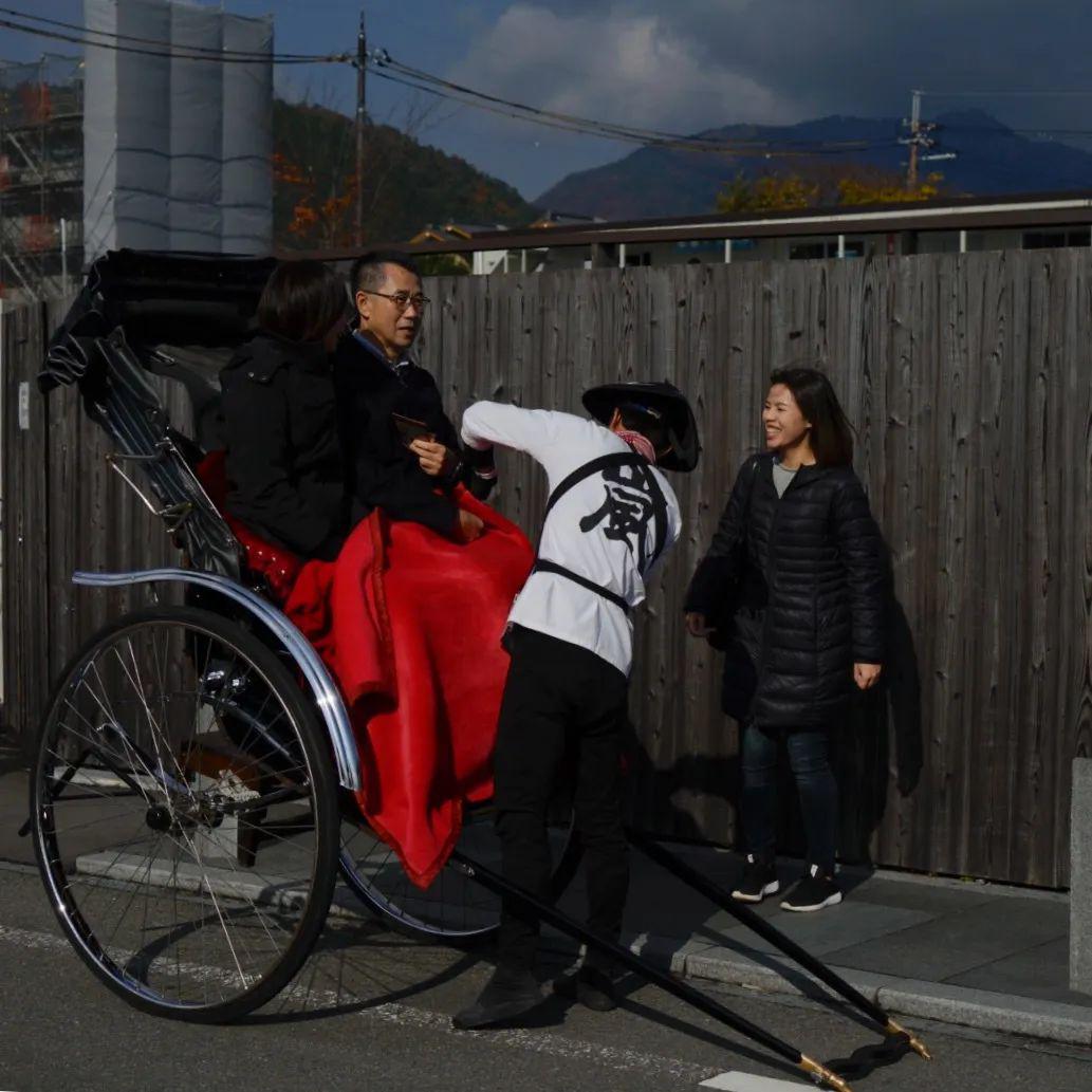 去日本拉人力车能挣多少钱?_车夫