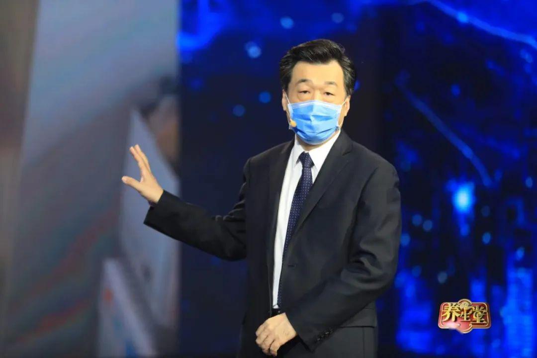 北京地坛医院院长李昂:抗"疫"战场指挥若定的背后