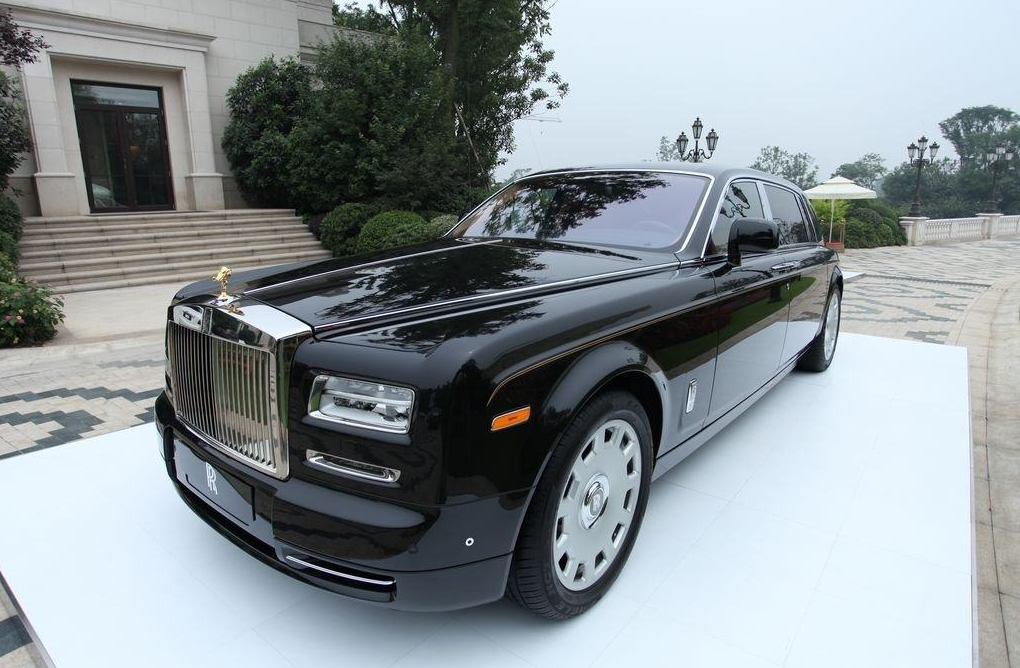 1999年买的rr幻影元首级当年2040万元落地如今转卖却没车商收