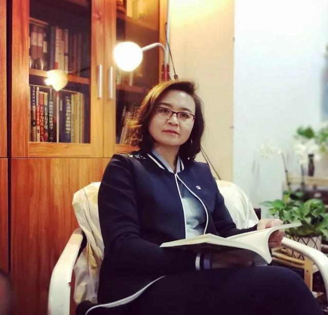 总执行人邢亚静女士特别做客直播间,和资深阅读推广人王丽燕女士一起