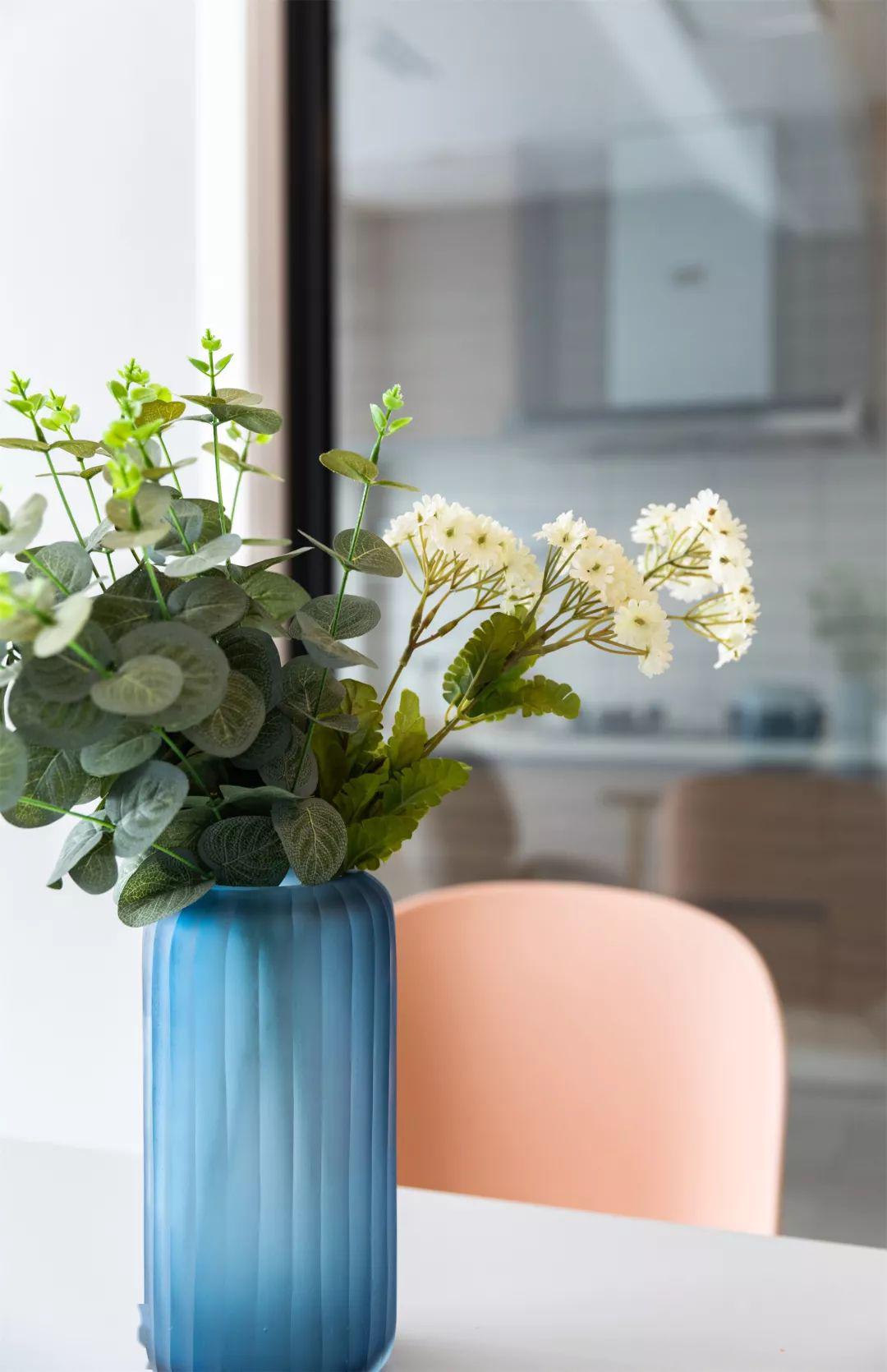 华丽精致的细节布置,令人轻松舒适.