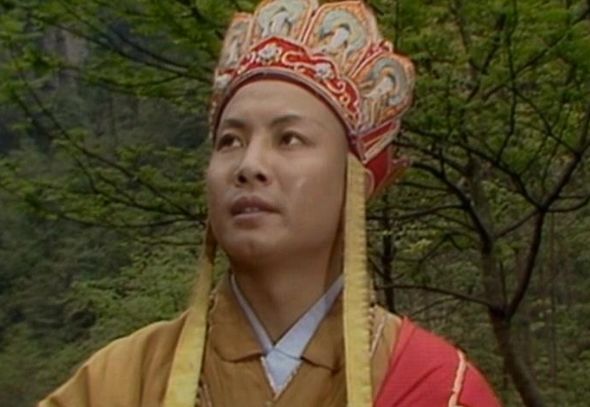 在86版的《西游记》中,唐僧其实有三个演员饰演过,分别是汪粤,徐少华