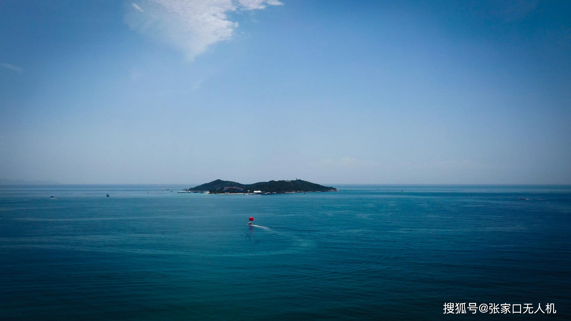 航拍中国南海之滨三亚东疆门户海棠湾美景