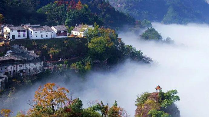 绍兴柯岩风景区,大香林,兜率天景区 温州:  雁荡山,羊角洞景区,大龙湫