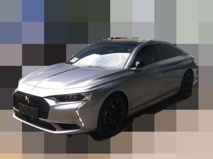 全新长安ds9实车到店定位中型轿车采用插电式混合动力