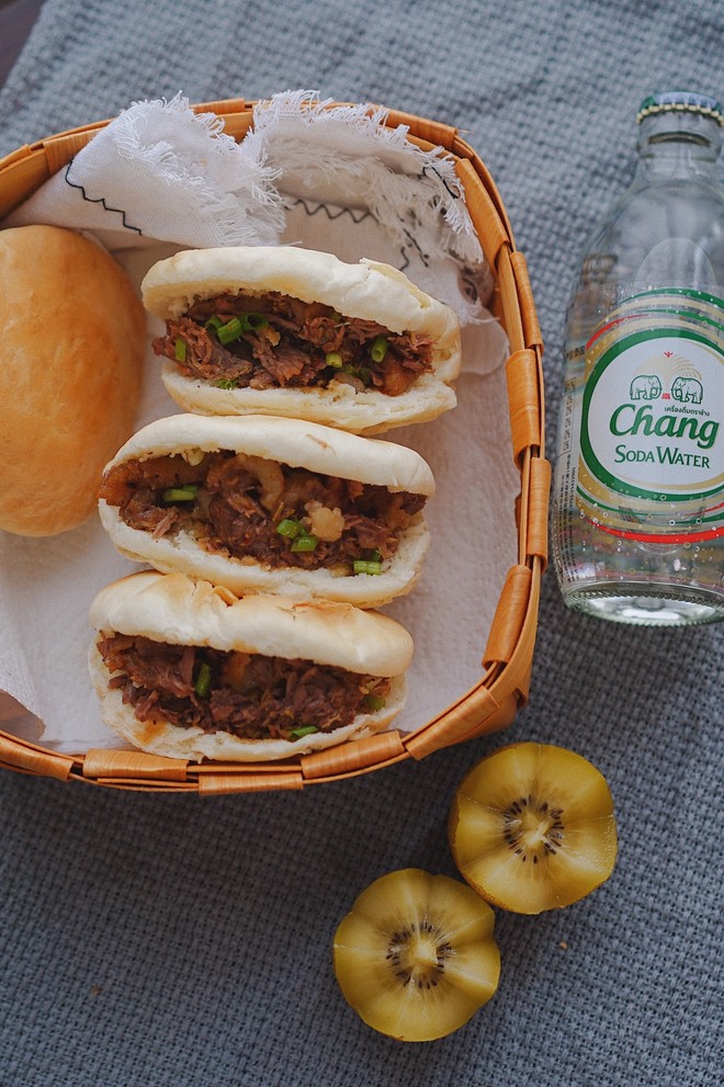 家常牛肉菜谱牛肉肉夹馍简单美味营养送给爱吃肉的您