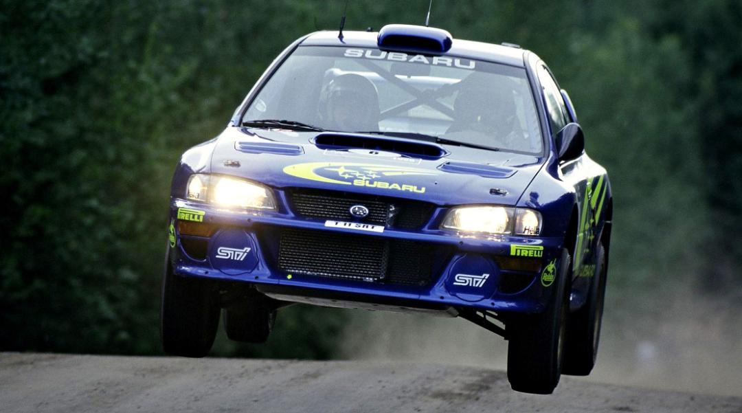 今天我们就看看对家斯巴鲁翼豹subaru impreza gc8 wrc拉力车的魅力