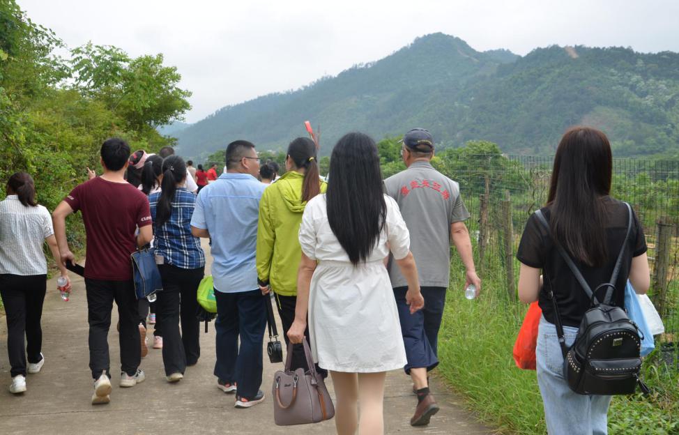 于都利村祁祿山發達的氣勢不可擋了