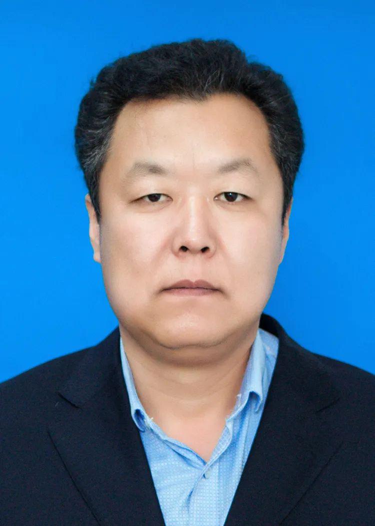 伊金霍洛镇人民政府镇长,刘建荣全票当选伊金霍洛镇人民政府副镇长