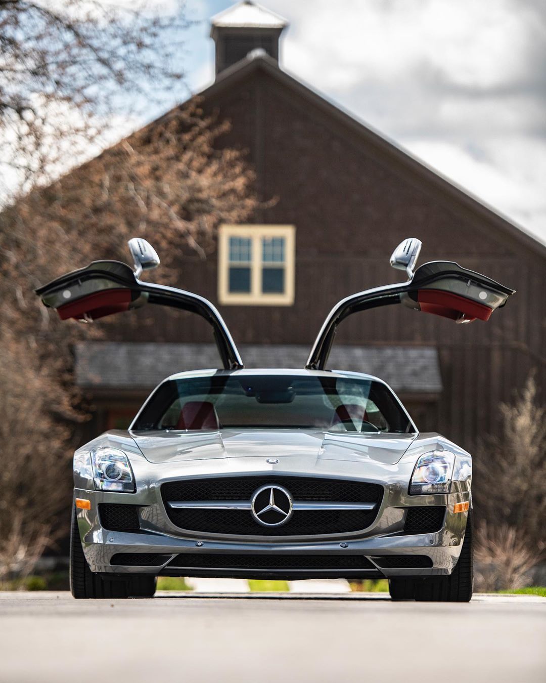 奔驰sls amg绝对值得收藏的超跑!