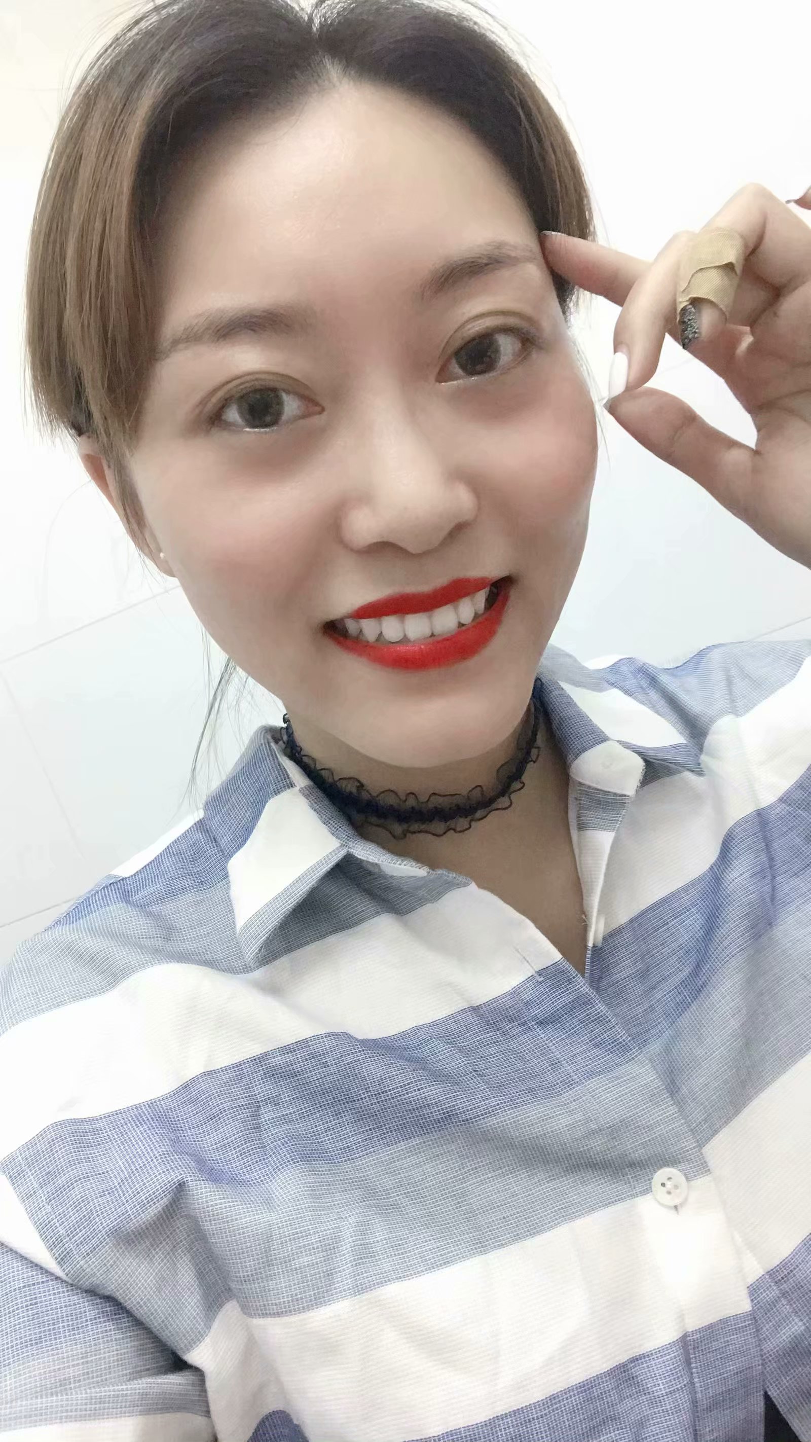 杨芳芳:生活中的素颜美女,这绝对的高颜值