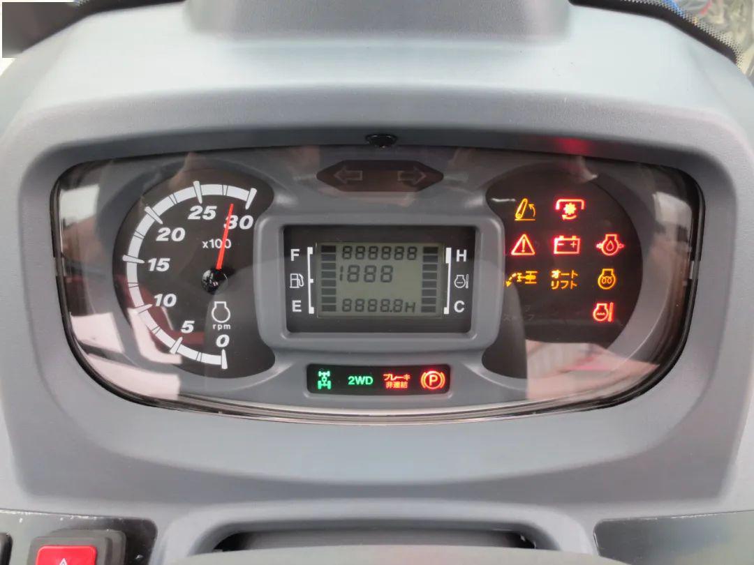 这位客户最终选择了东风井关t954拖拉机!