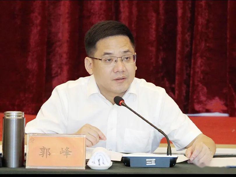 郭峰在调度全市重点项目建设工作时强调: 高起点谋划