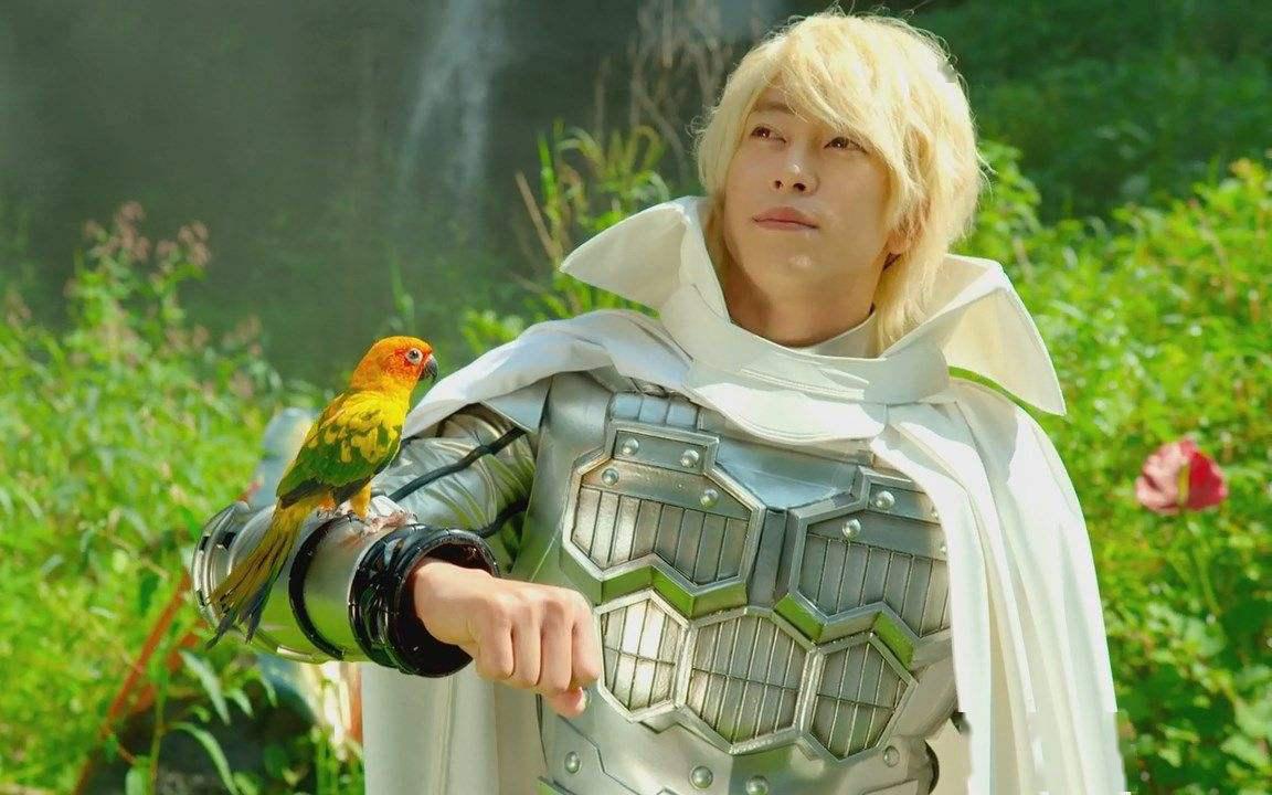 而剑崎一真与相川始又是undead当中的最强战力(joker级别,相当于扑克