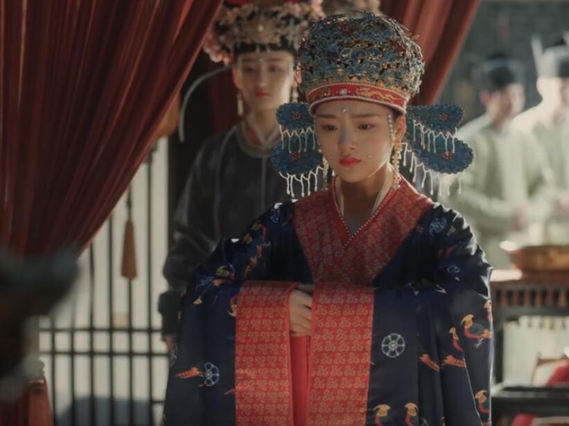 在《清平乐》最新播出的剧情中,徽柔正式出嫁,尽管李玮的母亲杨氏粗俗