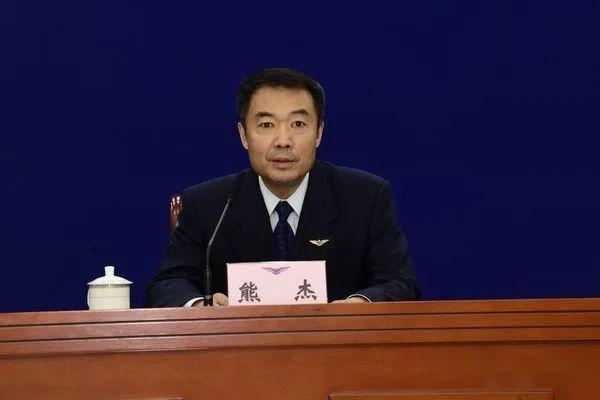 量增长民航局综合司副司长朱云祥主持发布会(张哈斯巴根/摄)5月13日