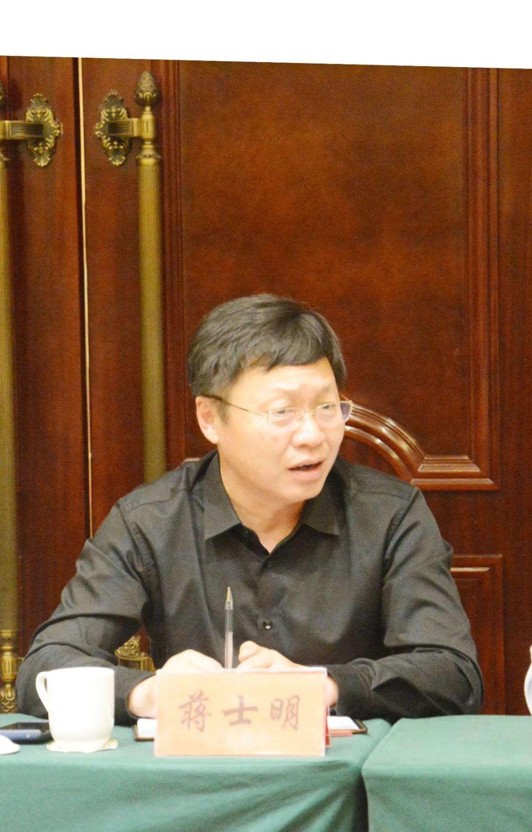 姜堰区工商联举办倾听企业心声携手走出困境企业家沙龙