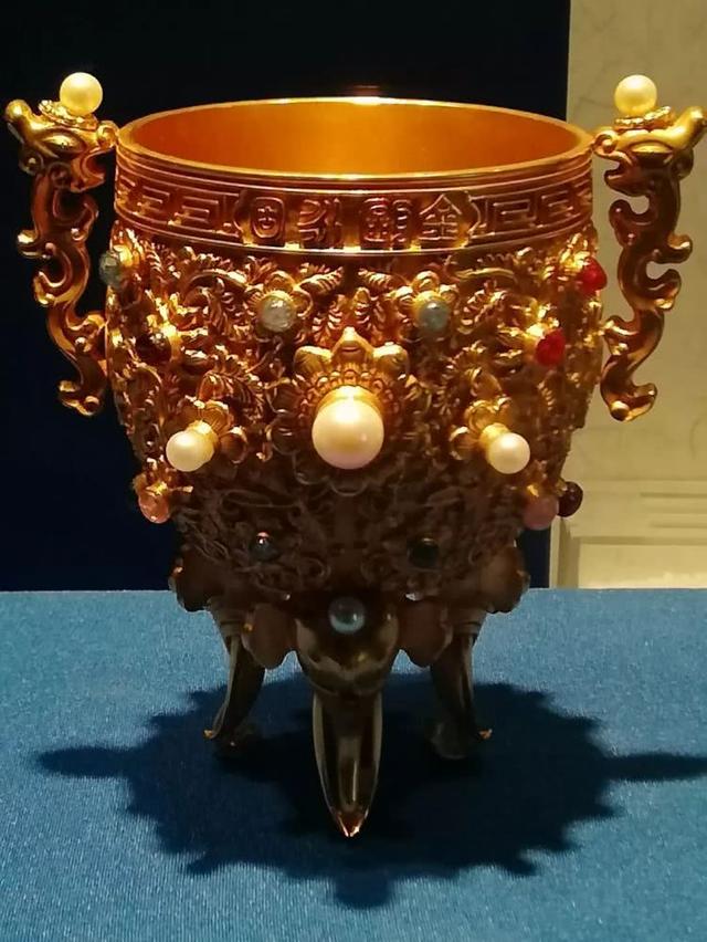 乾隆朝冒赈引发的贪污集团大案如何被发现的?竟源自乾隆一个爱好