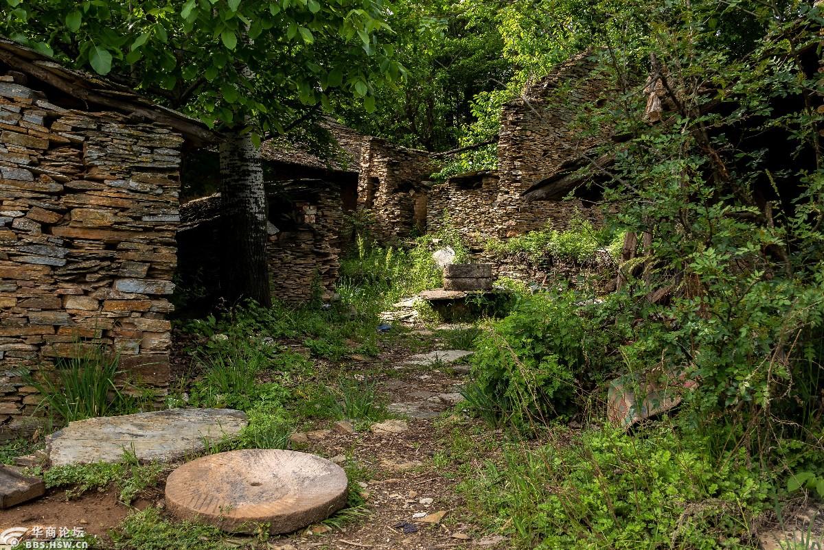 洛南县鞑子梁感受一种风雨沧桑的诗情画意!