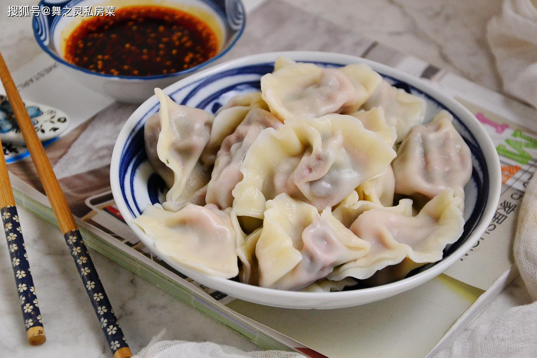 岳云鹏晒2盘饺子引来300多万人围观赶紧动手包几种解馋了