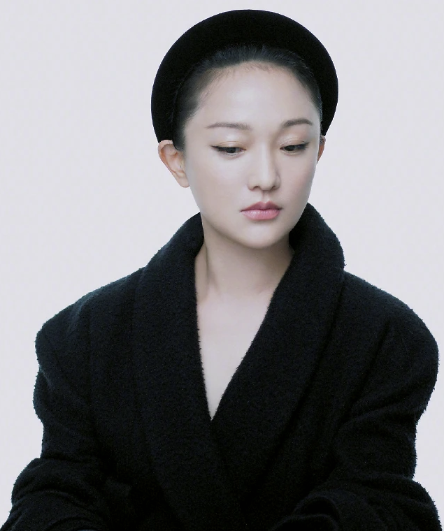 周迅最新大片红唇配细眉,浓妆出镜妖娆妩媚