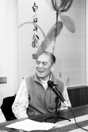 83岁相声名家李如刚首次网络直播