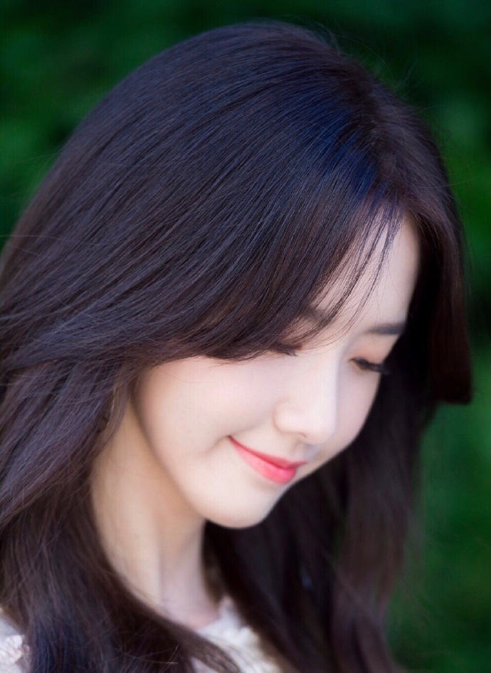 美美的林允儿,有没有一种触电的感觉啊?