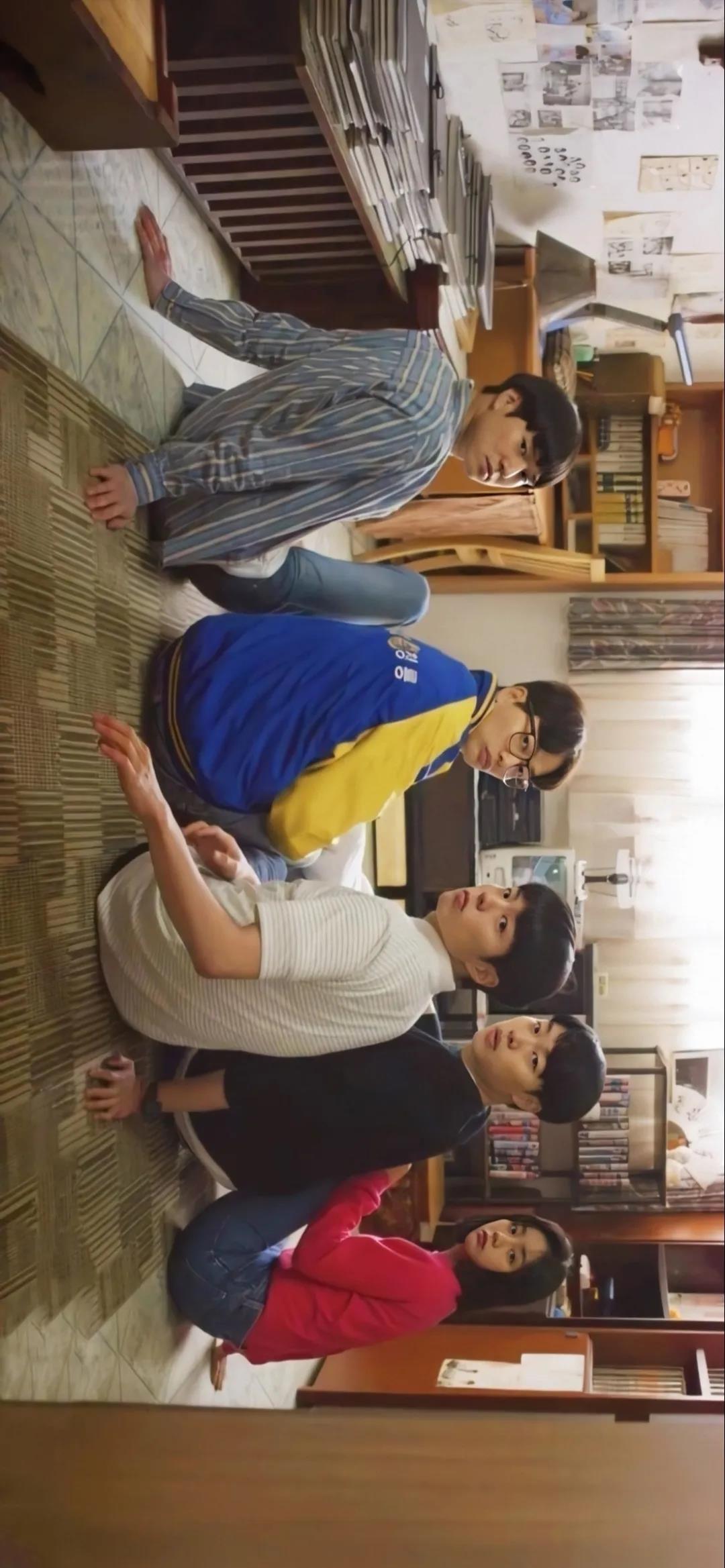 粉丝求图合集 | 请回答1988,星空图,丧系文字,ins风壁纸