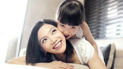 小女孩身上的这3个小特点，说明她们很聪明，家长们不要阻拦孩子