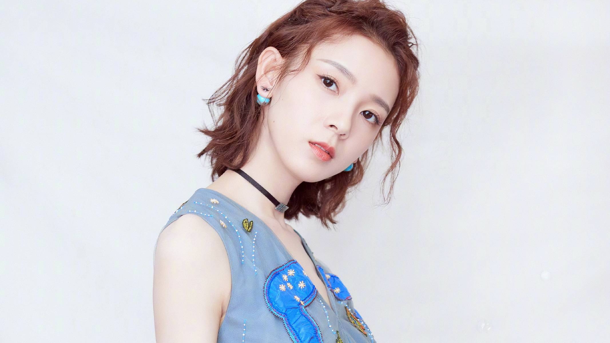 气质“小魔女”——陈瑶