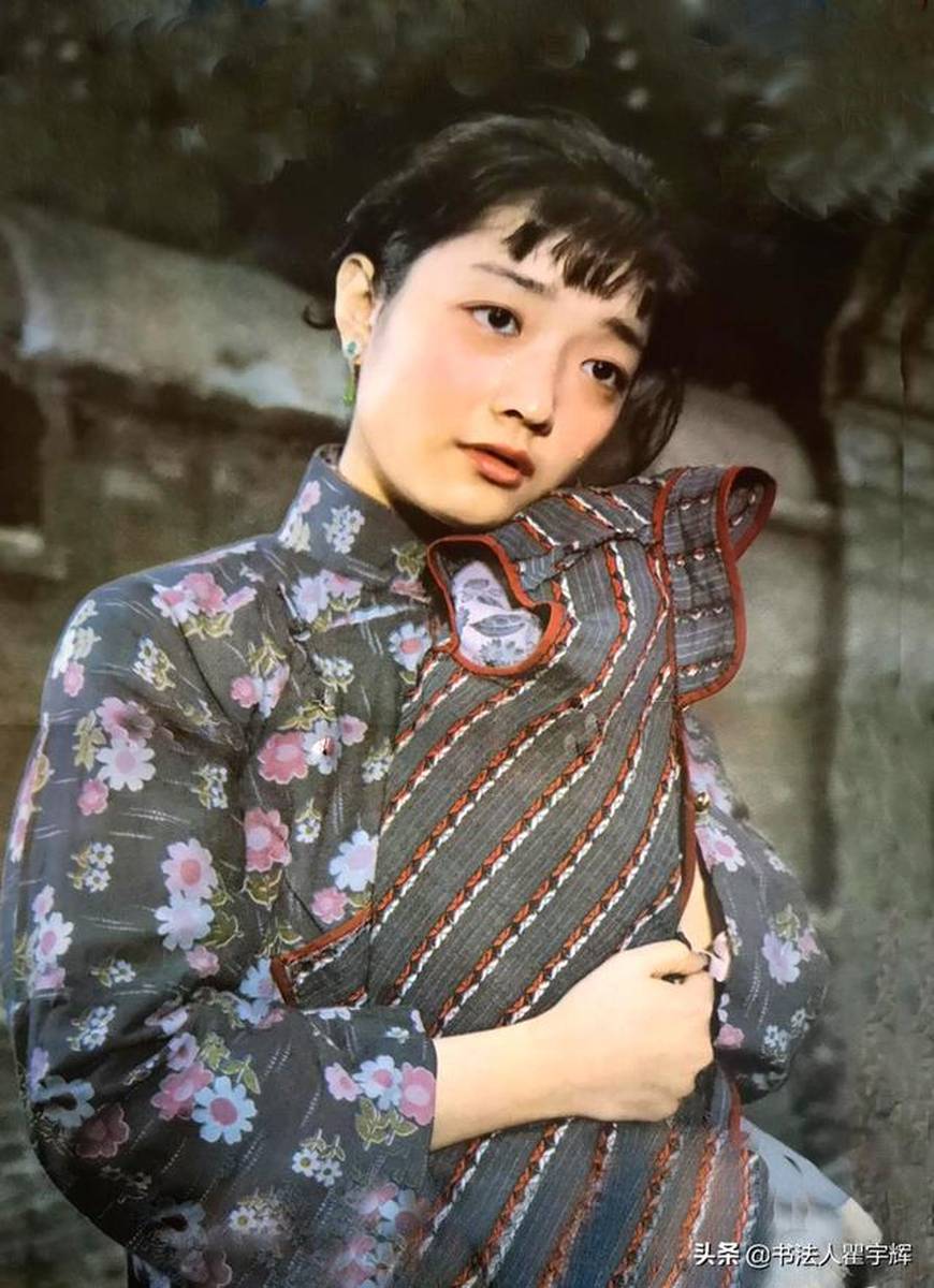 30多年前的灰姑娘，女星张闽12张老照片，纯朴自然韵味十足