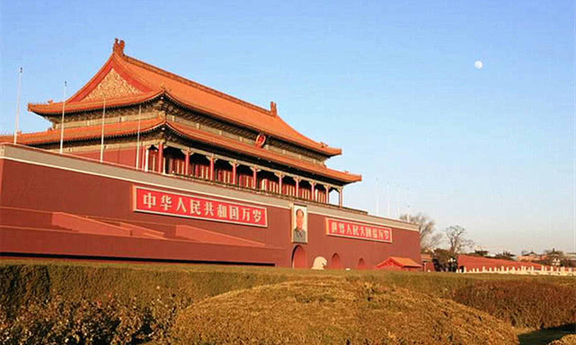 北京天安门屹立600年，那建筑是由谁设计的呢？今天算明白了！