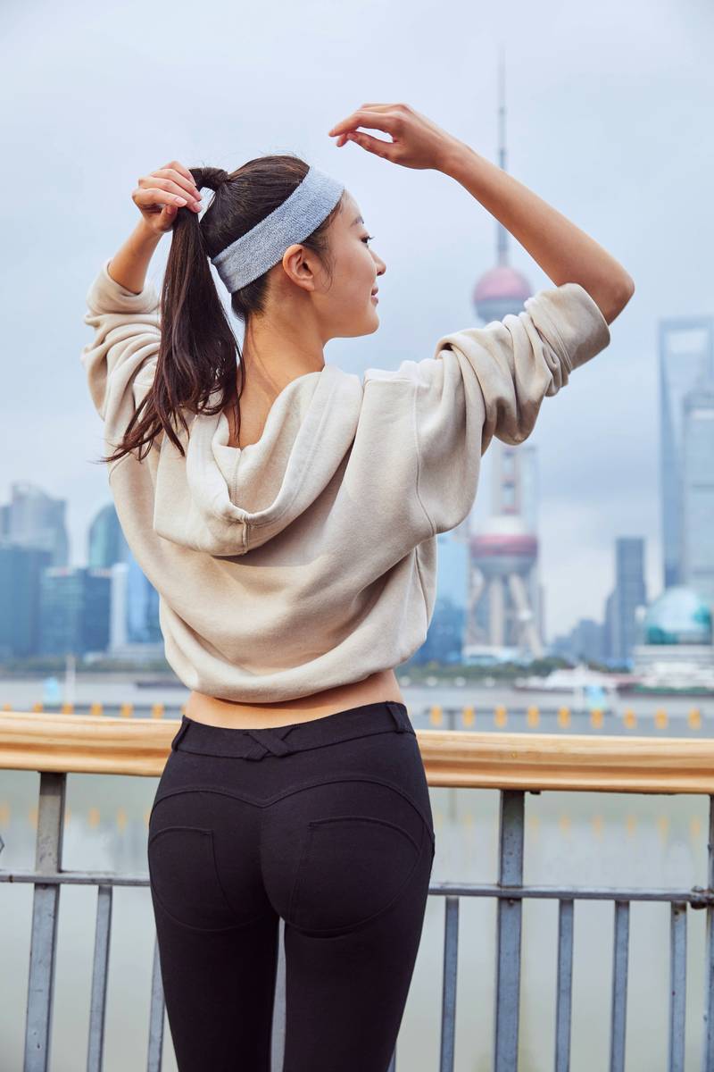 都市爱美女性的新宠，S型曲线臀部，性感极了！