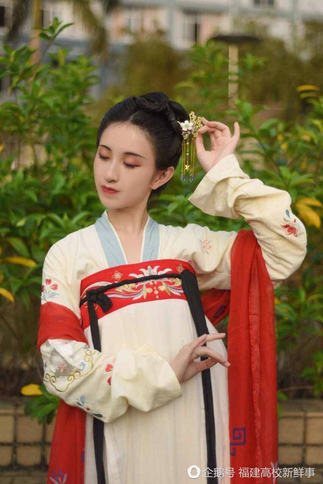 马斯克宣布Grok2将开源