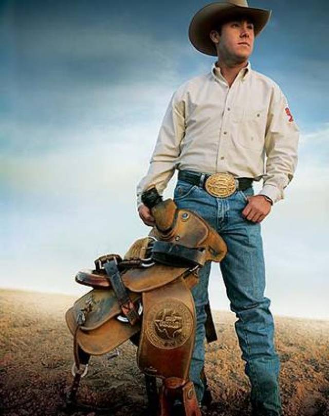 这张照片拍摄于1962年七月的美国西部,属于美国西部牛仔的时代早已