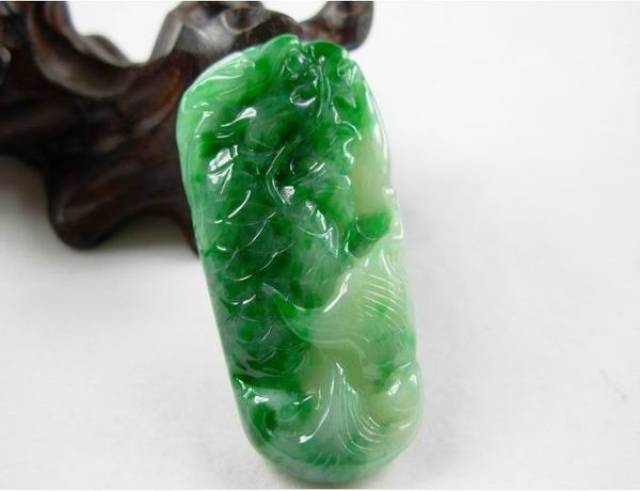 中国风| △峰△AN155 龍/蝠/如意紋 両面 彫刻 干青 翡翠