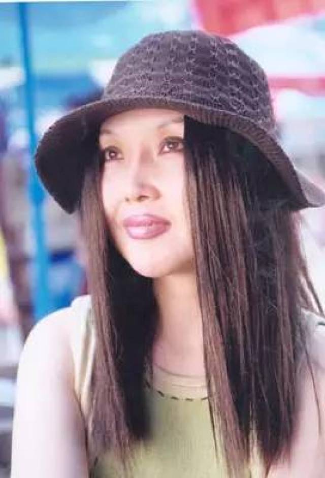 比作家木子美出道更早的女作家棉棉,卫慧,九丹