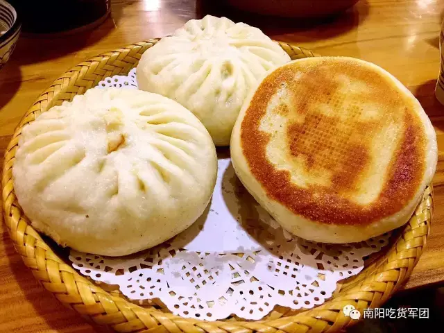 南阳这家饭店,不去不知道,一去忘不了,有八怪