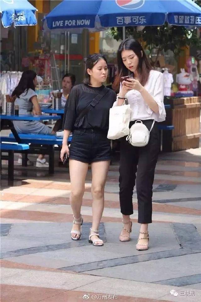 重庆万州美女来袭 快来看看谁能亮瞎你的眼?