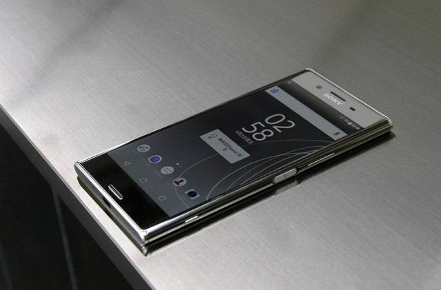 4k全面屏搭配精致镜面银索尼xperiaxzp开箱图赏
