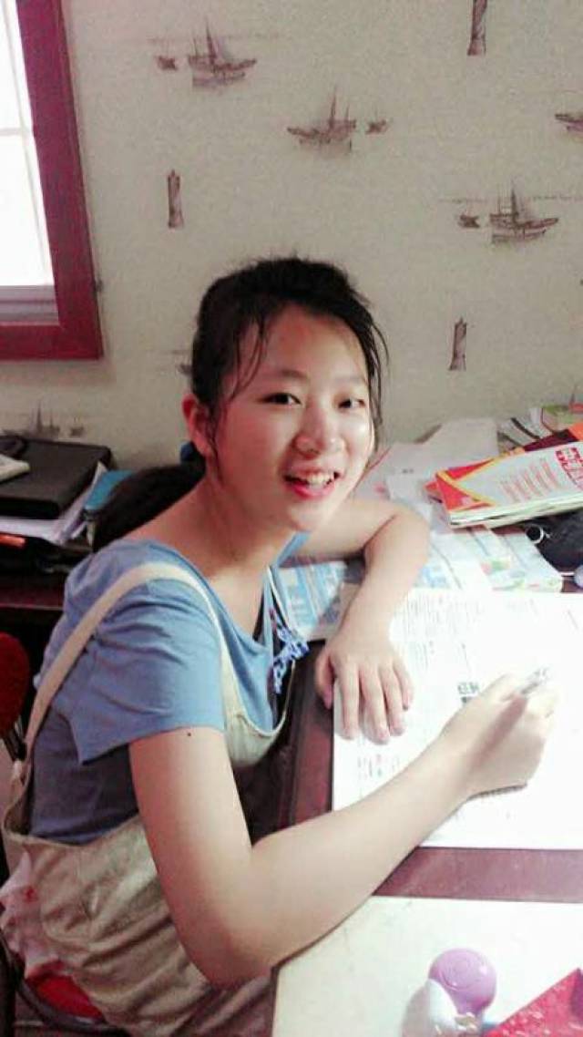 罗山一中彭越,秦傲喜摘2017年罗山县中招冠,亚军