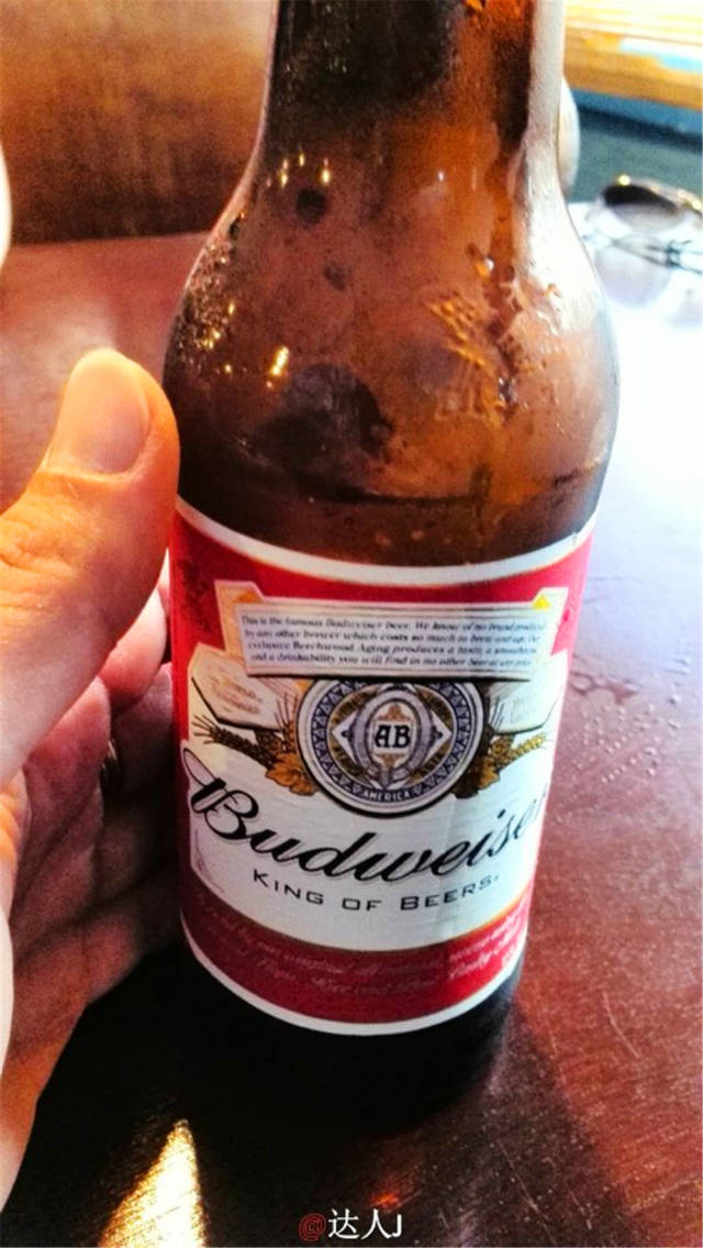 塞班的百威,比国内的要好喝一千倍.