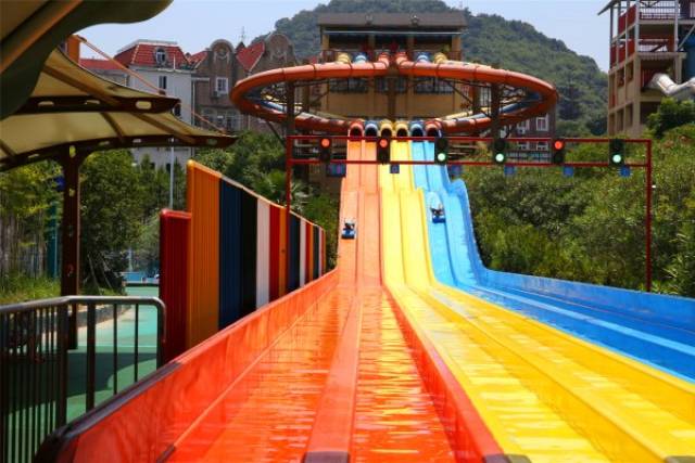 high玩暑假,和我一起去宋城浪浪浪