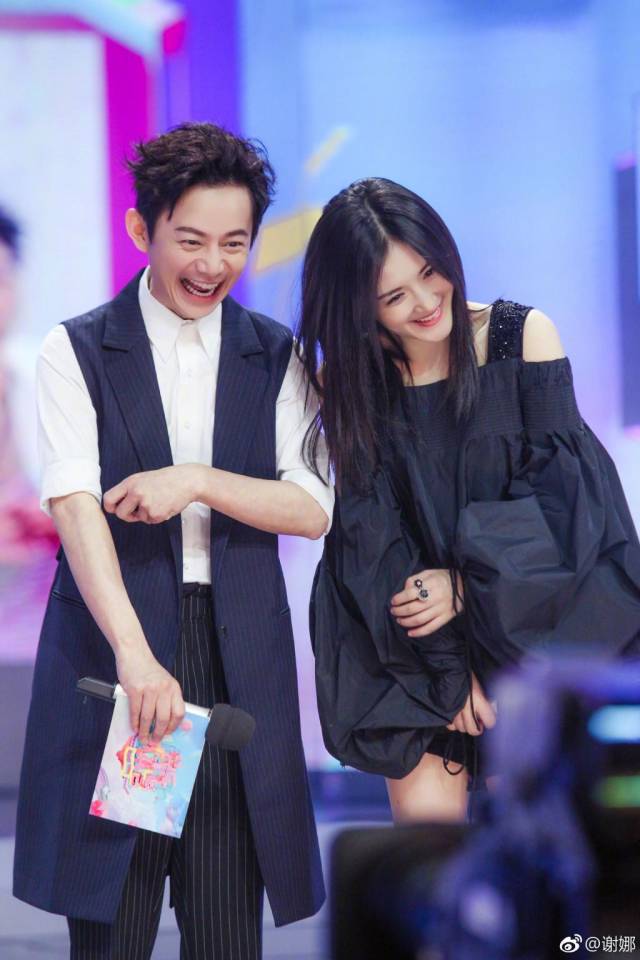 吴昕解释与谢娜矛盾,而何炅哽咽"表白"谢娜