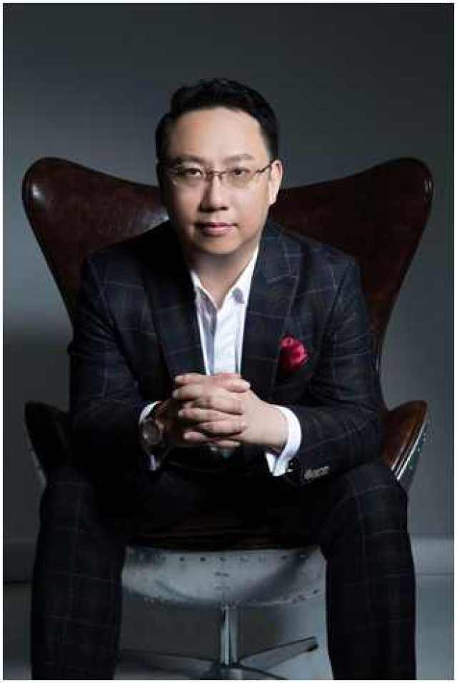 vshow总裁金小平驱动大数据时代移动互联网新零售