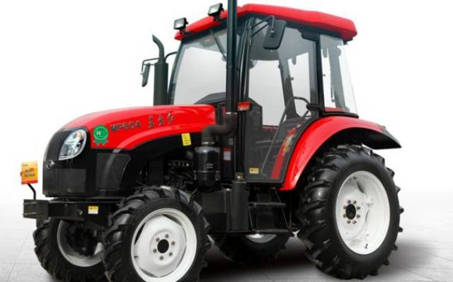 3,东风704轮式拖拉机,配东方红4108发动机,12 4档.