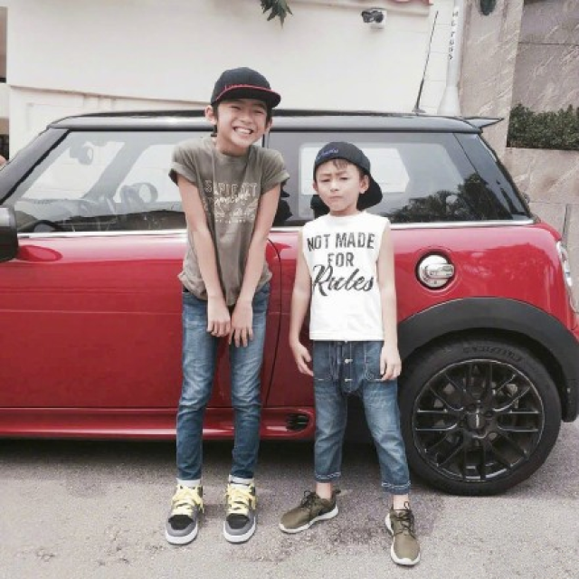 lucas与弟弟quintus近照