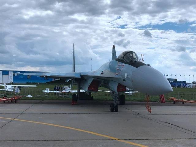 俄国最强的单座战斗机:2017莫斯科航展的苏35s