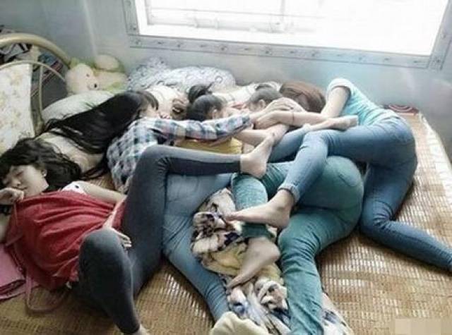 这么多妹子都睡着了,我该怎么办?