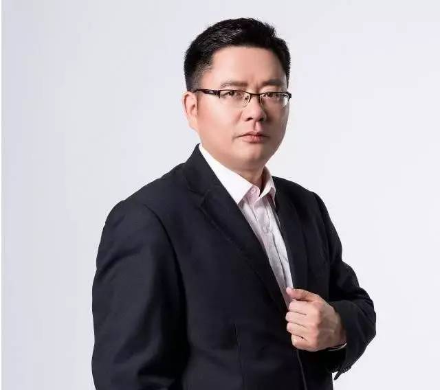 本文根据风云资本联合创始人 周建军老师 在专家汇7月29日"跨界分享